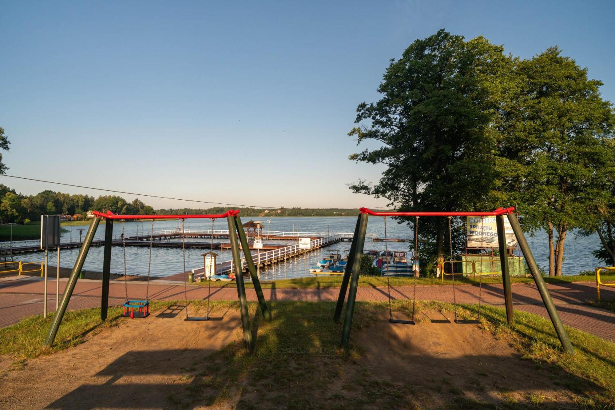 Domek Nad Jeziorem Кретовины Экстерьер фото