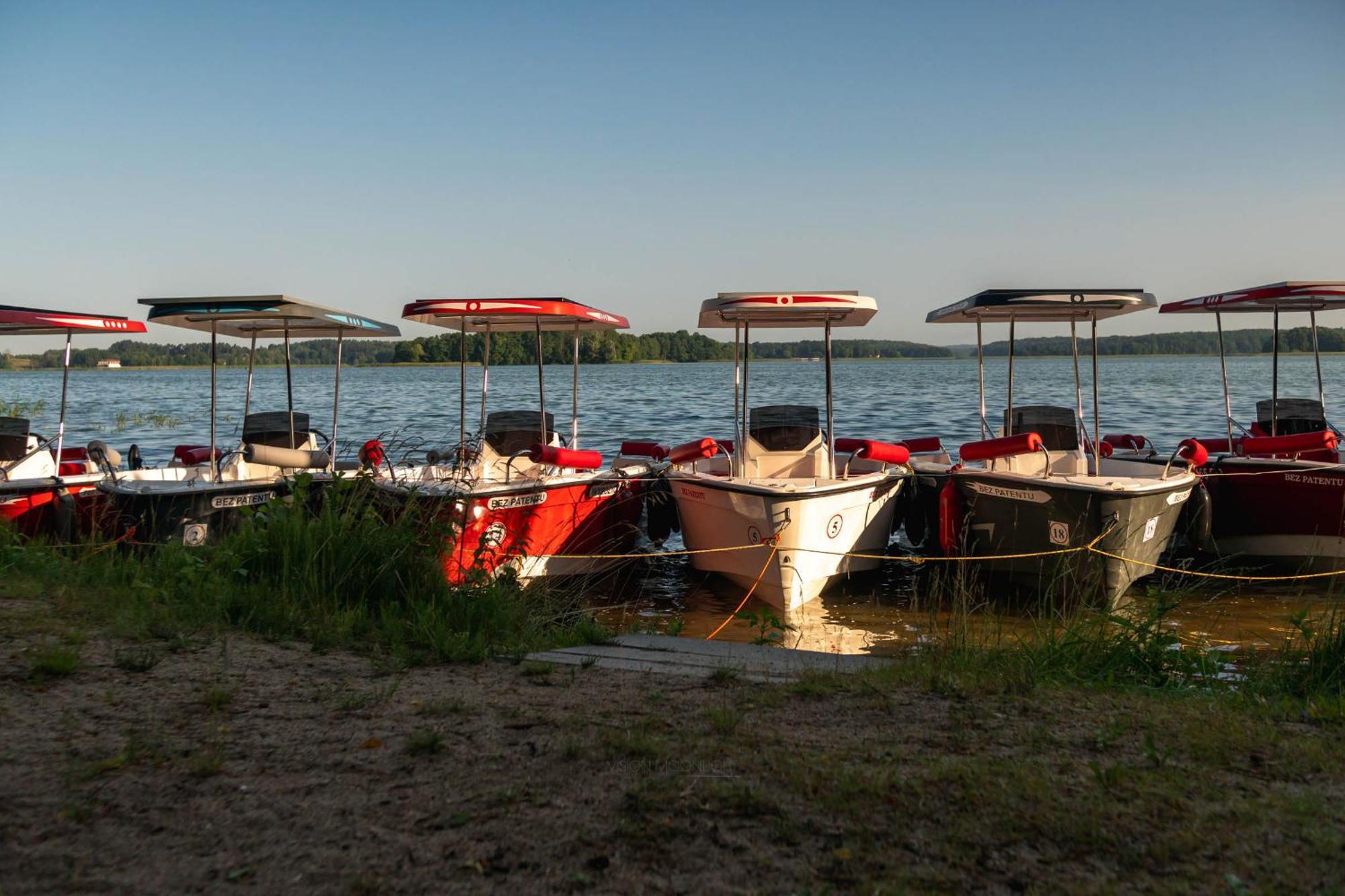Domek Nad Jeziorem Кретовины Экстерьер фото